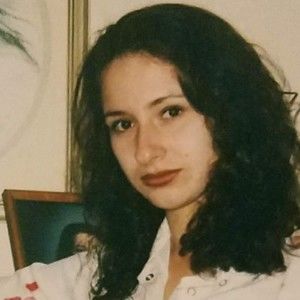 Meet your Posher, Nadia